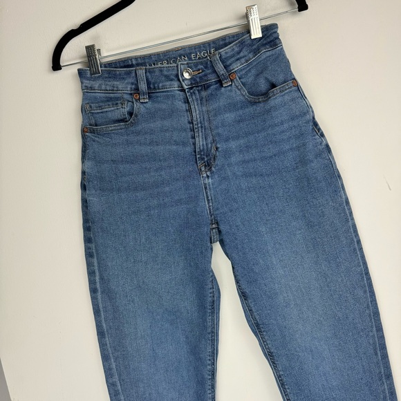 American Eagle Mom Jeans Sz 2 Medium Wash Solid Stretch High Rise - Picture 5 of 12